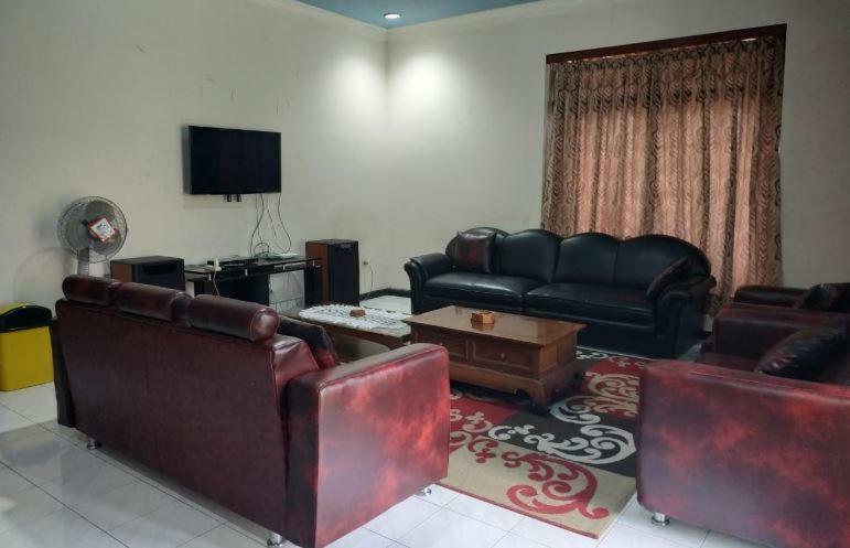 Villa Maryland Prigen Extérieur photo
